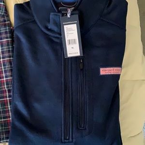 Vineyard Vines Men’s Mountain Sweater Fleece 1/4 zip.